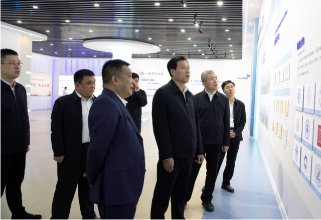 济宁市委常委、组织部部长、统战部部长庞建栋到尊龙凯时节能调研
